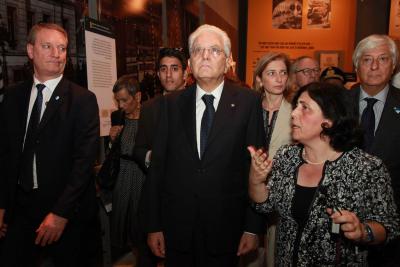 The President was guided through the Holocaust History Museum by Director of Yad Vashem&#039;s International Institute for Holocaust Research Dr. Iael Nidam-Orvieto